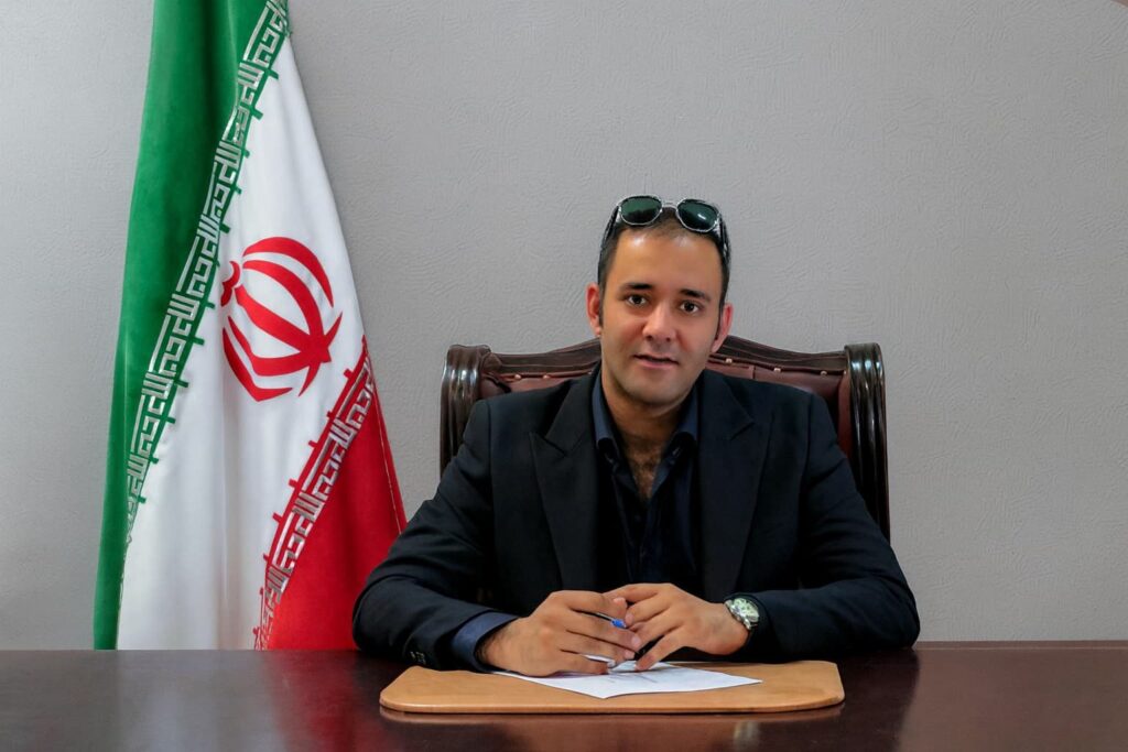 دکتر بهزاد شاهی